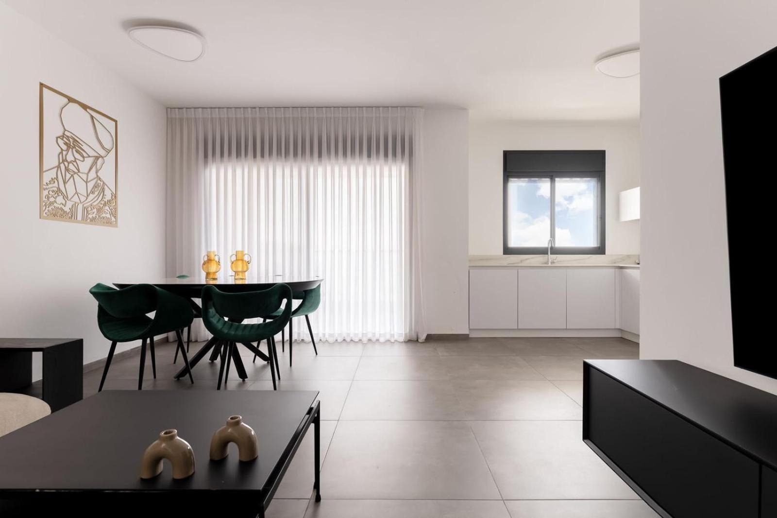 Stunning And Spacious In Kiryat Ata Qiryat Ata ภายนอก รูปภาพ